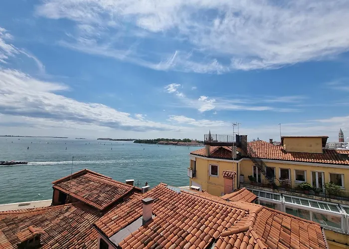 Biennale Terrace Apartment Venice
